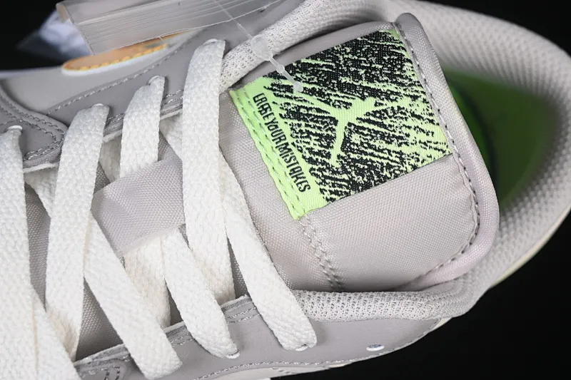 All categories Air Jordan Jordan series basketball shoes Air Jordan 1 Low Air Jordan 1 Low "Tokyo Bio Hack" AJ1 Joe 1 light gray color matching low-top cultural casual sneakers HQ2030-001